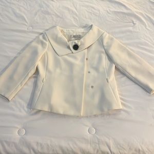 Tahari- Size 10 White blazer. With shoulder pads